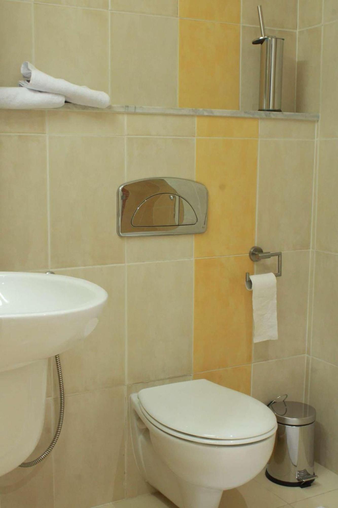 Le Parisien Tunis Hotel Bagian luar foto