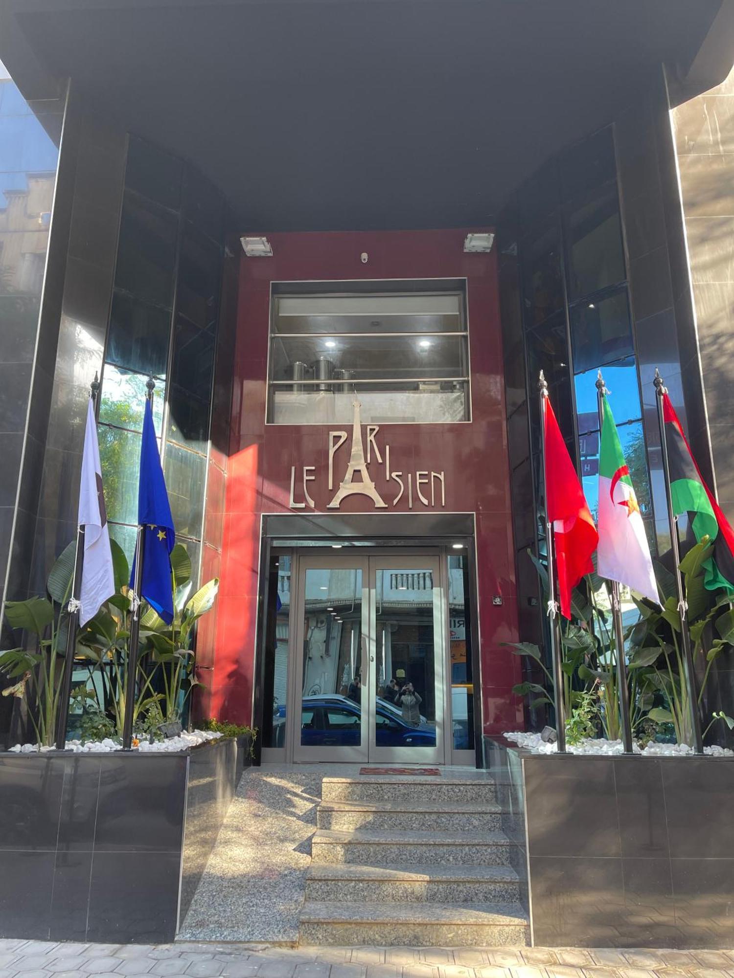 Le Parisien Tunis Hotel Bagian luar foto